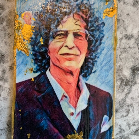 Howard Stern Ornament - Picture 2 of 3